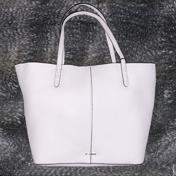 Leather tote - Picture 1 of 4